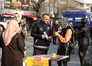 Kadınları uygulamayı yüklettiler