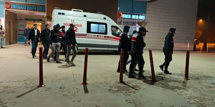 Bursa’da 11 kaçak göçmen jandarmadan kaçamadı