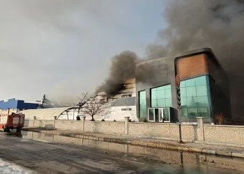 Kayseri’de mobilya fabrikasında yangın: 3 can kaybı