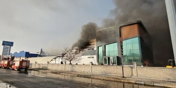 Kayseri’de mobilya fabrikasında yangın: 3 can kaybı