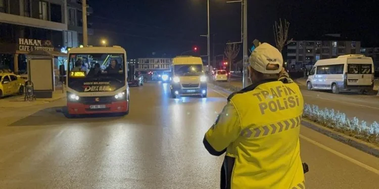 İzmir’deki yangın faciasında ölen 5 kardeşin cenazeleri adli tıpta