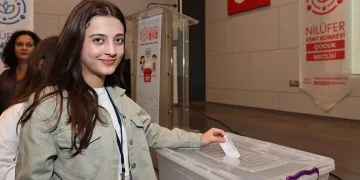 Nilüferli çocuklar demokrasi şöleni yaşadı