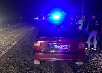 Esenler’de yolcu otobüsü yan yattı: 2 ölü, 15 yaralı