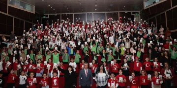 Çocuklara kitap söyleşilerinde konu Cumhuriyet’in değerleri