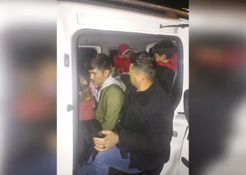 İzmir’deki yangın faciasında ölen 5 kardeşin cenazeleri adli tıpta