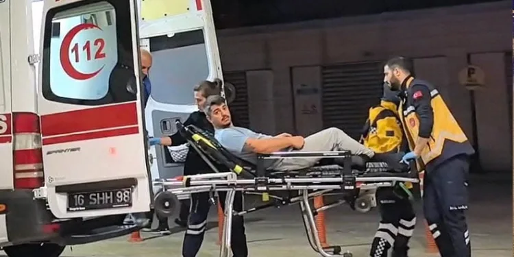 Bursa’da direksiyon başında epilepsi geçiren sürücü kaza yaptı