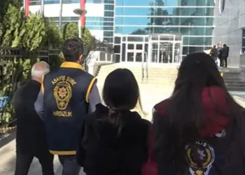 Ayağını ahşap kesme makinesine kaptıran işçi yaralandı