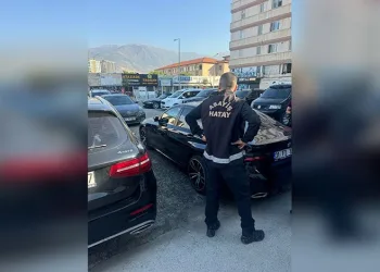 Sokak ortasında pompalı tüfekle rastgele ateş ettiler