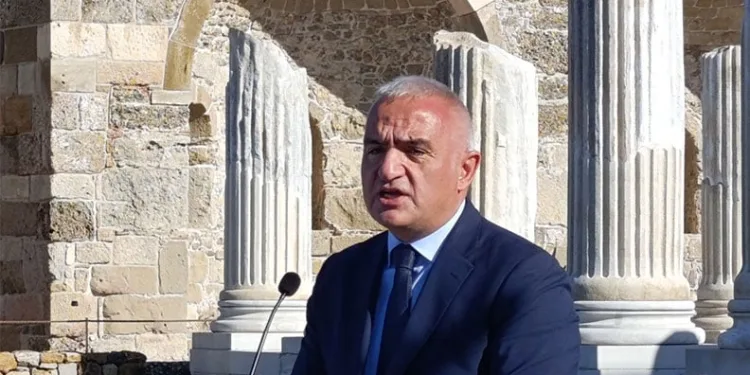 Bakan Ersoy: “Hızlı kazmıyoruz, yoğun kazıyoruz”
