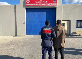 Depremzedelerin klimalarını çalan şahıs tutuklandı