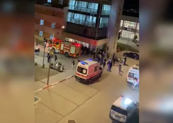 Antalya’da kuruyemiş yüklü araç alev alev yanarak küle döndü