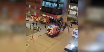 Antalya’da kuruyemiş yüklü araç alev alev yanarak küle döndü