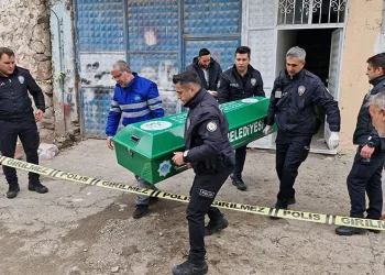 Tekirdağ’da iki araçta ruhsatsız silah ve fişek ele geçirildi