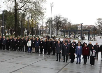 İnegöl’de 24 kasım öğretmenler günü törenlerle kutlandı