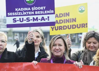 Osmangazi’de kadınlar, şiddete dur dedi
