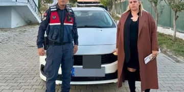 Takıntılı şahıs, genç kızın hayatını kabusa çevirdi