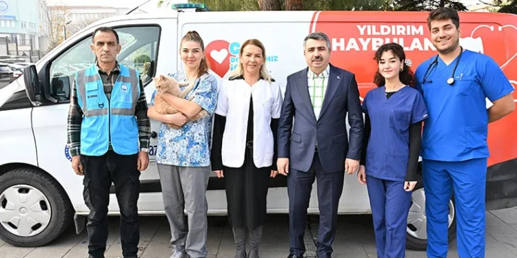 Yıldırım’da ‘can dostu’ ambulans