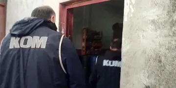Mersin’de kaçak makaron ve sahte içki ele geçirildi