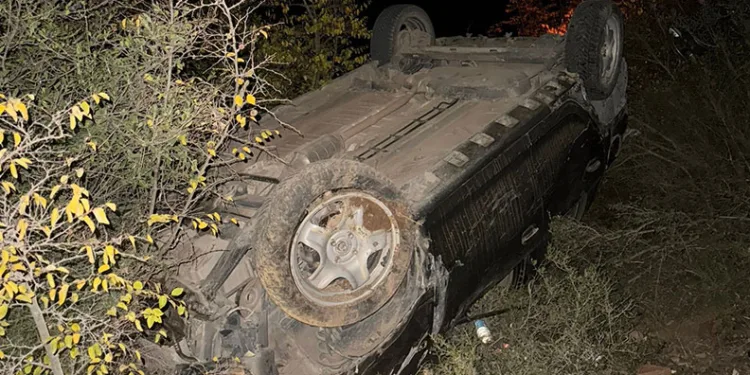 Bursa’da kontrolden çıkan otomobil şarampole yuvarlandı