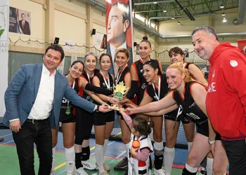 Türkiye Veteran Voleybol Turnuvası’nda şampiyonlar belli oldu