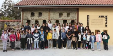 Ürünlü Arı Evi’nde çocuklar sanat ve eğlenceyle buluştu