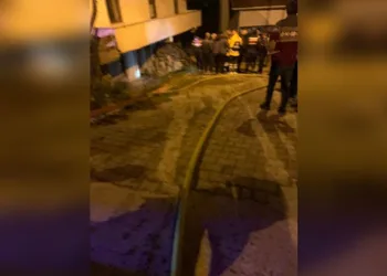 Asker eğlencesinde ses sistemi kavgası