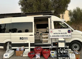 Seyyar botoks yapan sahte doktor adliyeye sevk edildi