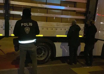 Edirne menkezli 4 ilde oto dolandırıcılığı operasyonu: 5 tutuklama