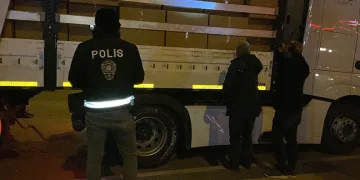 Edirne menkezli 4 ilde oto dolandırıcılığı operasyonu: 5 tutuklama