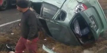 Biriken çöpleri toplayan işçi sırtından bıçaklandı