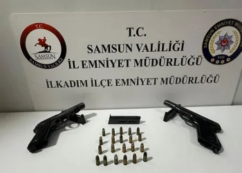 Tekirdağ’da iki araçta ruhsatsız silah ve fişek ele geçirildi