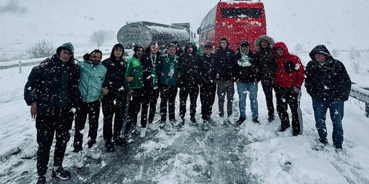 Bursasporlu taraftarlara kar engeli, Bursa’ya dönüyorlar