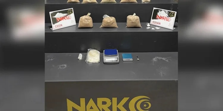 Takıntılı şahıs, genç kızın hayatını kabusa çevirdi