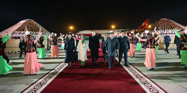 Cumhurbaşkanı Erdoğan Kırgızistan’da