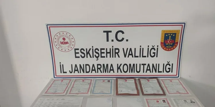 Jandarma ekipleri vatandaşları bilgilendirdi