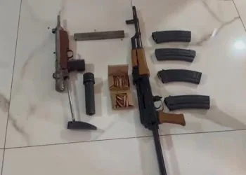Yanan restorana unuttuğu cep telefonunu almak için geri girince hayatını kaybetti