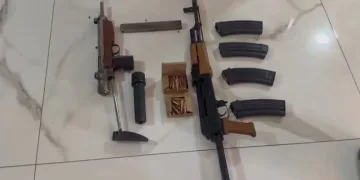 Yanan restorana unuttuğu cep telefonunu almak için geri girince hayatını kaybetti