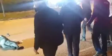 Park halindeki araçtan tencere ve tava çaldı