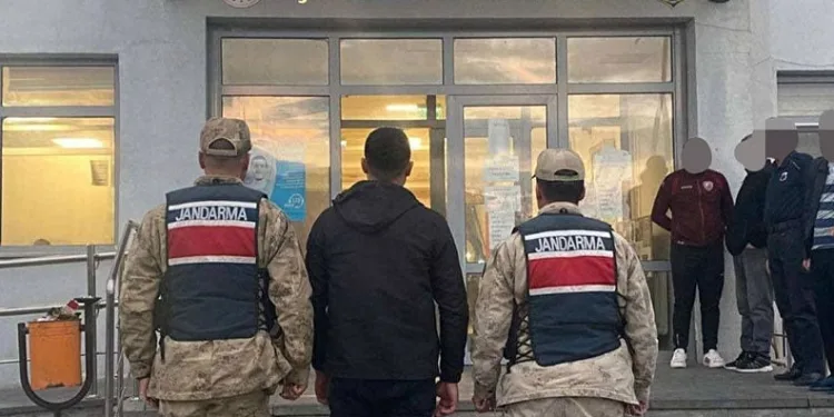 Eskişehir’de hapis cezası bulunan 53 kişi yakalandı