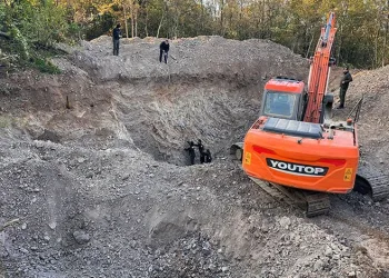 100 bin liralık malzeme çalındı, o anlar kamerada