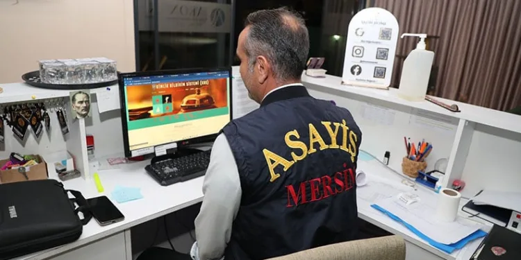Maltepe’de uyuşturucu operasyonu: 2 kişi tutuklandı