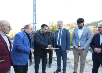 Bahariye Mahallesi’nde yollar parke taşla kaplanıyor