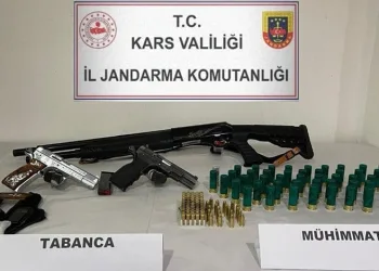 Asker eğlencesinde ses sistemi kavgası