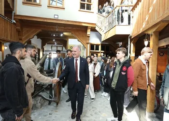 Çocuklar seramik sanatıyla tanıştı