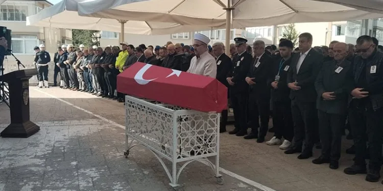 Düğün konvoyunda kaza: 4 yaralı