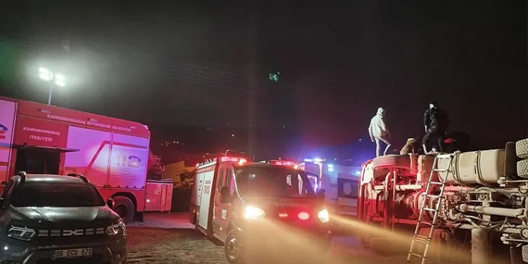 Alkollü sürücü 4 araca çarparak durabildi, ortalık savaş alanına döndü