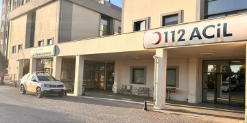 Esenyurt’ta sağlık malzemeleri üreten fabrikanın deposunda korkutan yangın