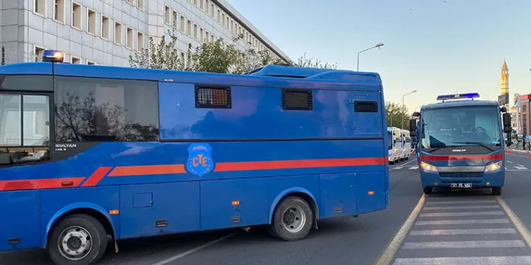 Isparta’da müstakil evde yangın: 1 yaralı