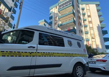 Antalya’da İranlı 3 kardeş yaşadıkları evde ölü bulundu
