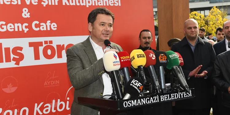 Ormanlık alanda yıldırım düşmesi sonucu çıkan yangın söndürüldü